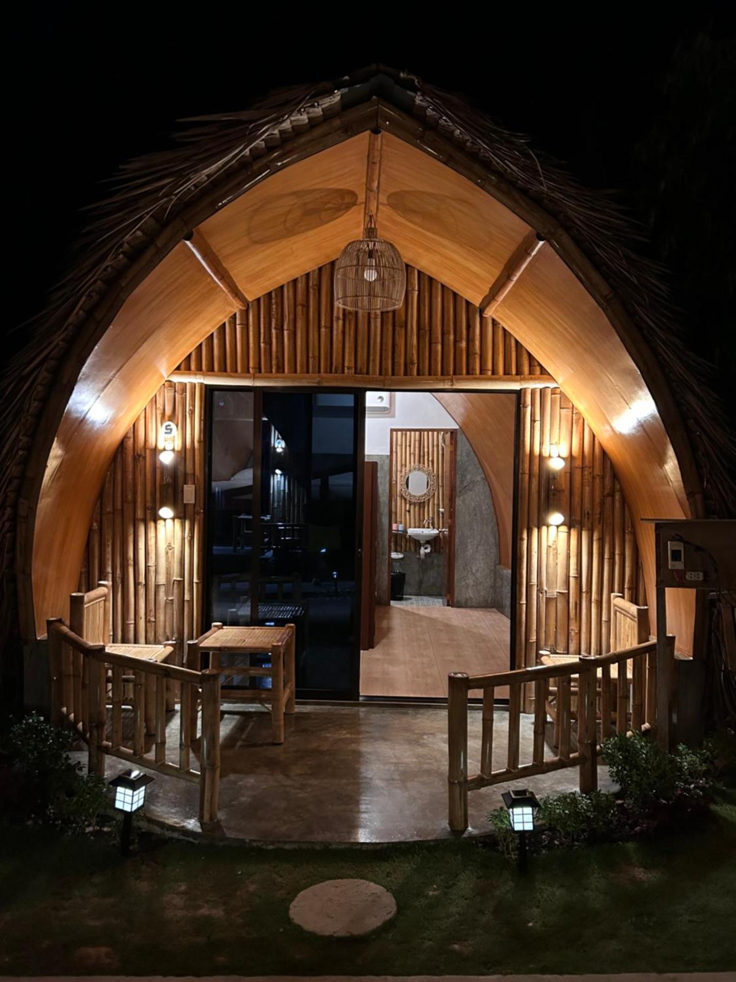 East Holiday Resort Moalboal Exterior photo